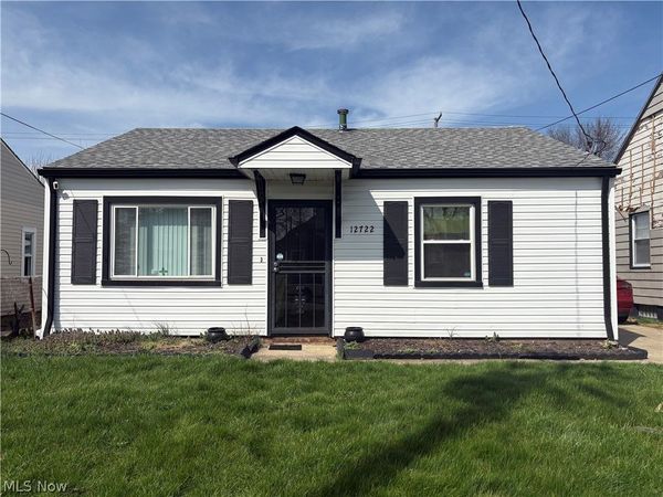12722 Emery Avenue , Cleveland, OH 44135