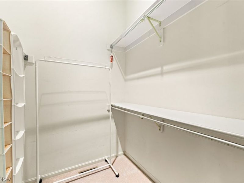 447 Armante Court, Akron, OH 44313 Photo 19