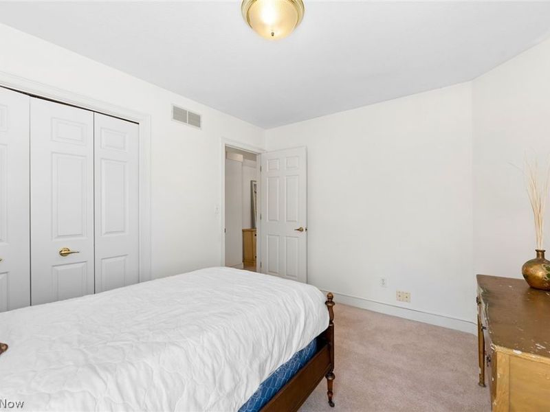 447 Armante Court, Akron, OH 44313 Photo 21