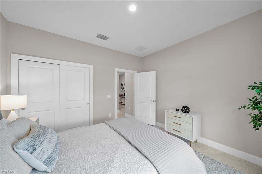 19649 Aqua View Ln, Fort Myers, FL 33913 Photo