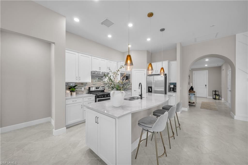 19649 Aqua View Ln, Fort Myers, FL 33913 Photo