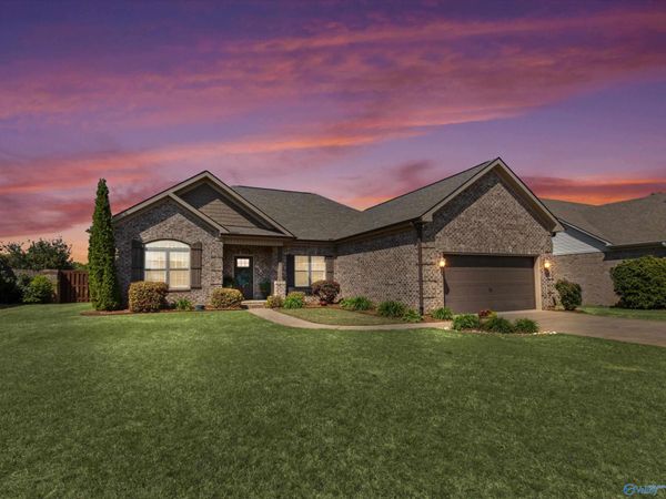 22945 Oakdale Ridge Lane, Athens, AL 35613