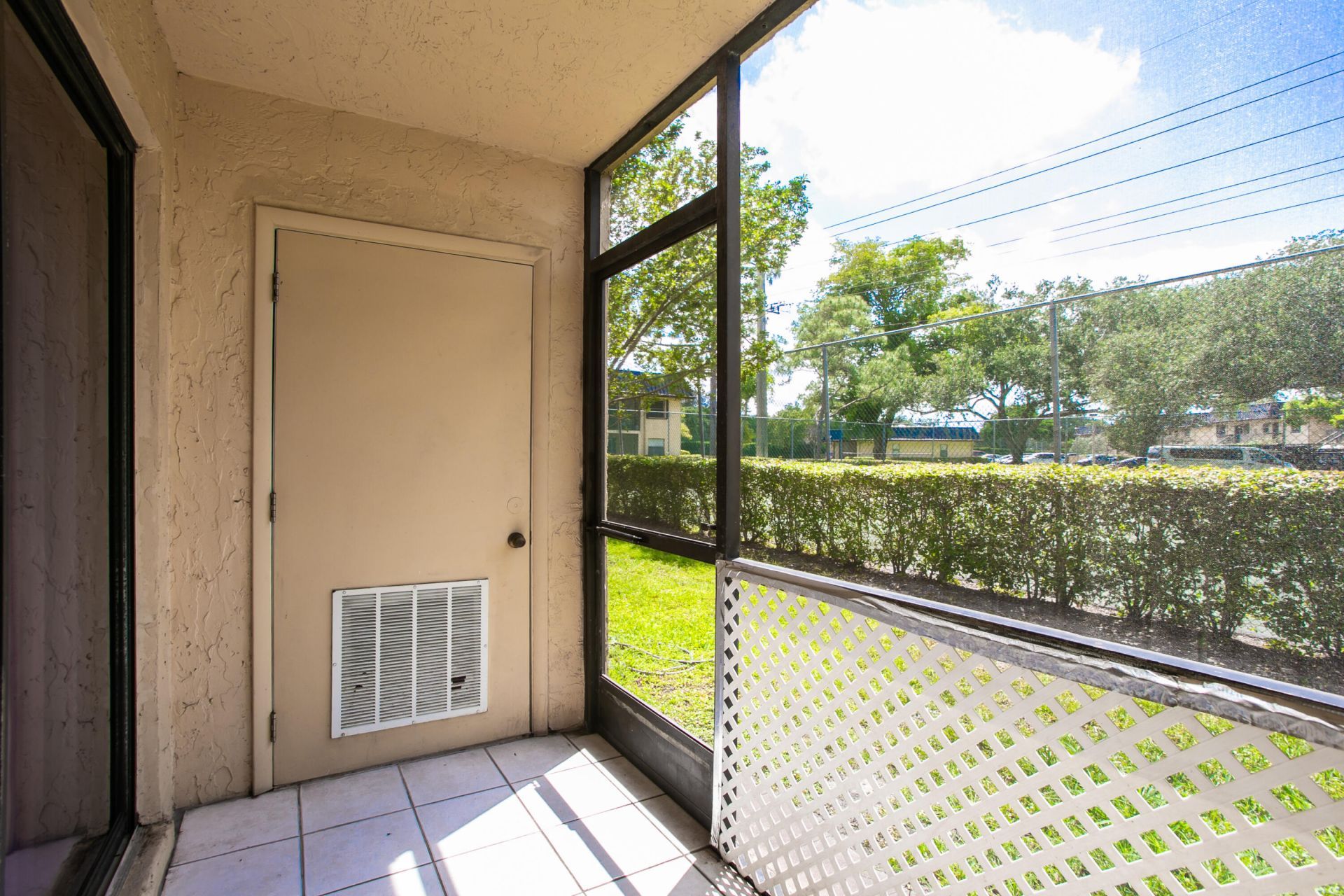 142 NW 91st Avenue, Unit 104, Pembroke Pines, FL 33024 Photo