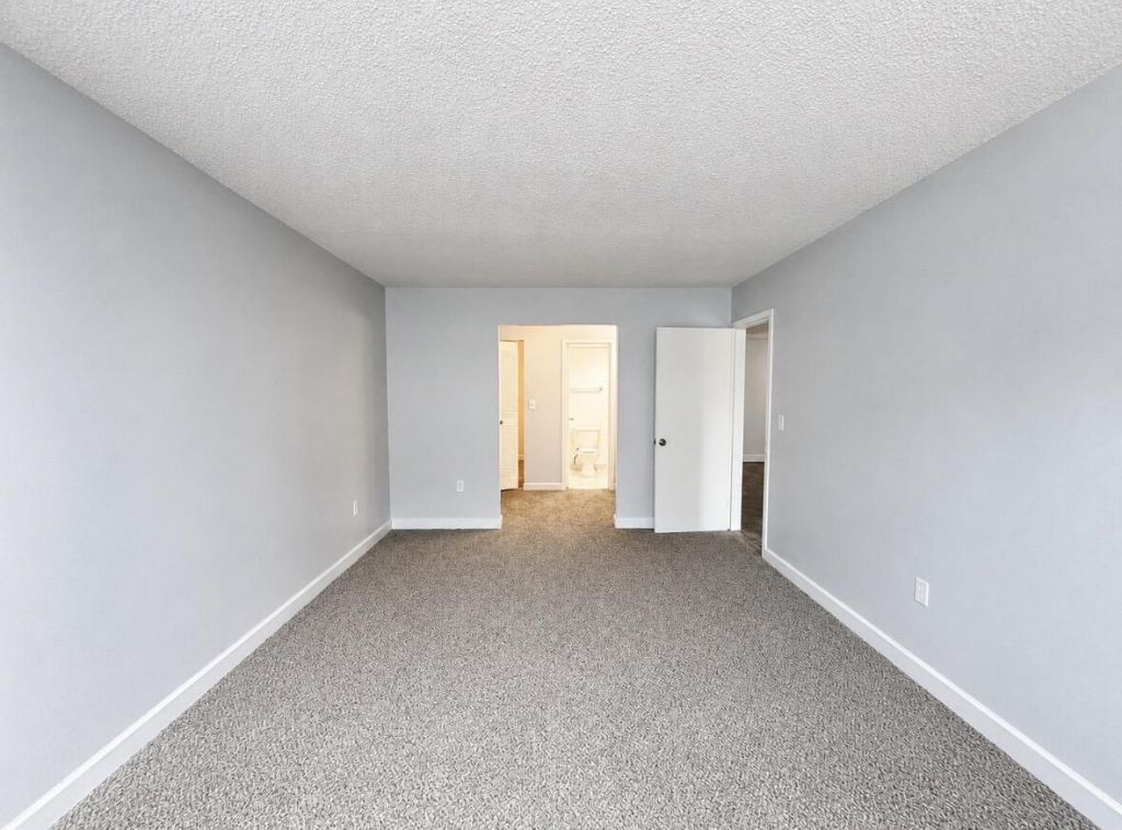 1250 NE 125th Street, Unit 216d, North Miami, FL 33161 Photo