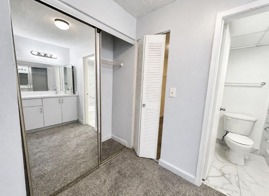 1250 NE 125th Street, Unit 216d, North Miami, FL 33161 Photo