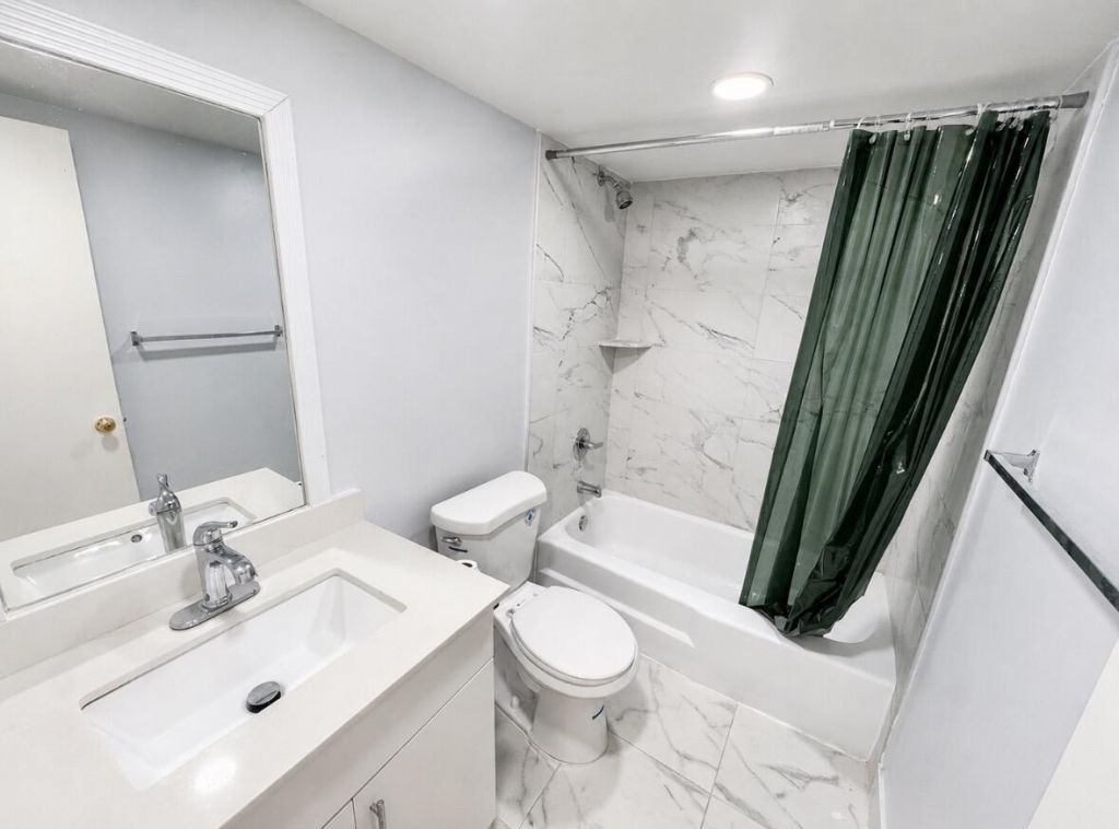 1250 NE 125th Street, Unit 216d, North Miami, FL 33161 Photo