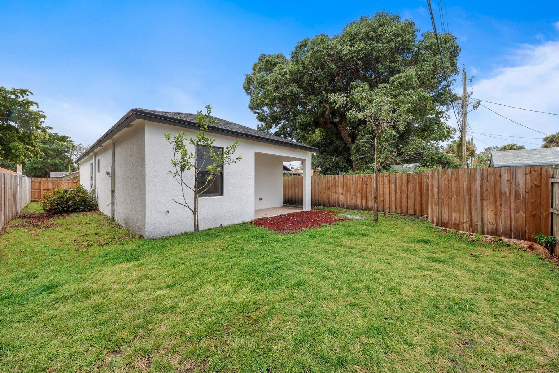 633 55th Street, West Palm Beach, FL 33407 Photo