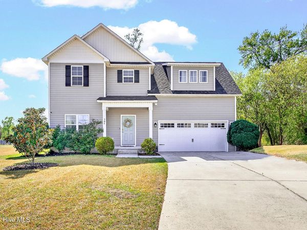 304 Maidstone Drive, Richlands, NC 28574