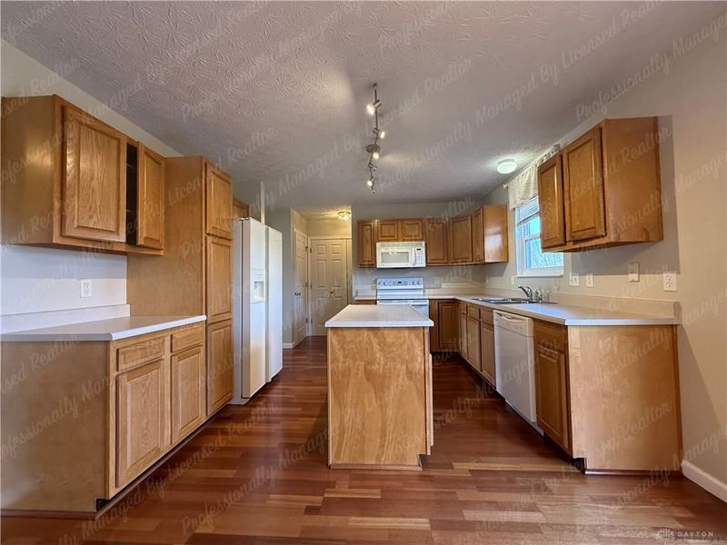 2348 Hazelnut Drive, Fairborn, OH 45324 Photo 13