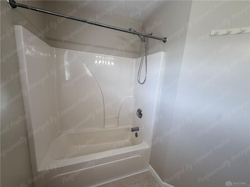 2348 Hazelnut Drive, Fairborn, OH 45324 Photo 33