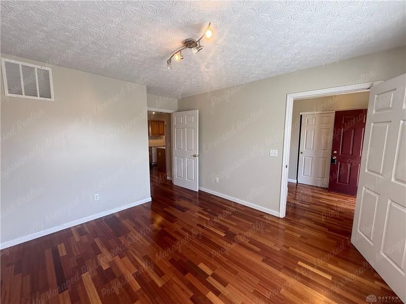 2348 Hazelnut Drive, Fairborn, OH 45324 Photo 7