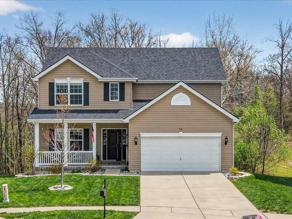 116 Village Glen Court, Wentzville, MO 63385