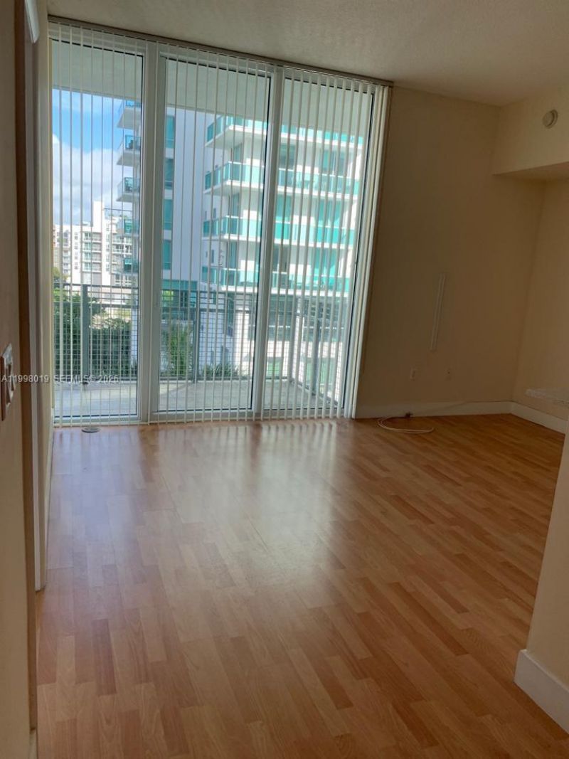 350 NE 24th St, Unit 609, Miami, FL 33137 Photo