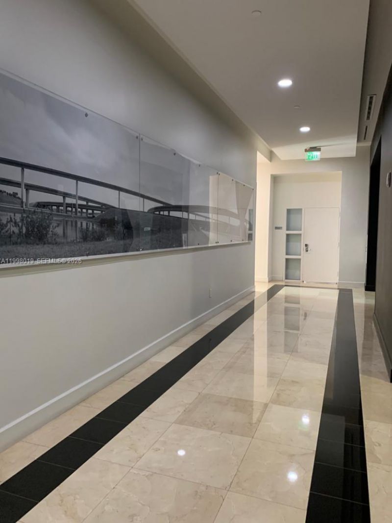 350 NE 24th St, Unit 609, Miami, FL 33137 Photo