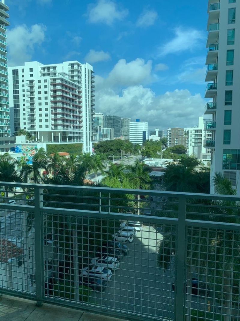 350 NE 24th St, Unit 609, Miami, FL 33137 Photo