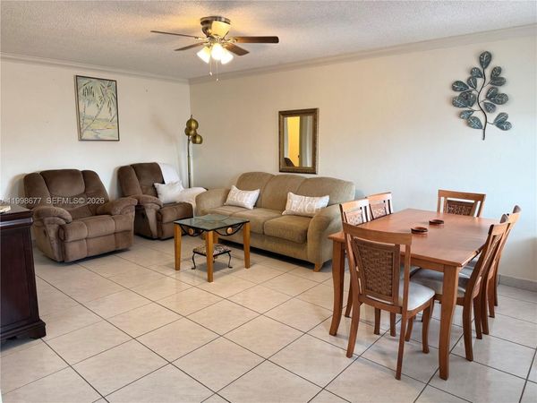 920 SW 11th Ave, Unit 11D, Hallandale Beach, FL 33009