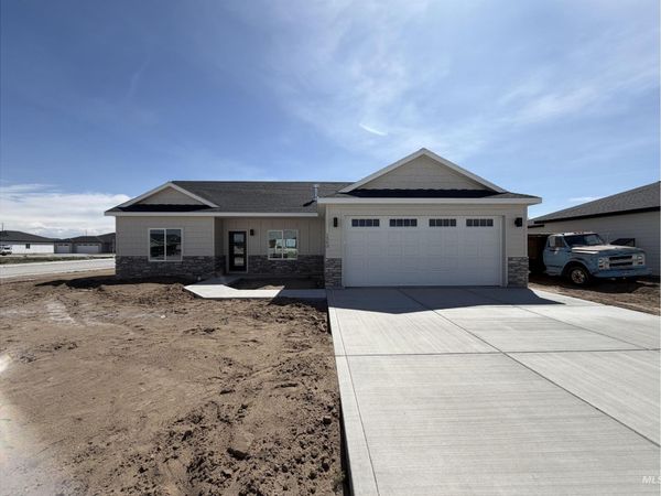 1503 Belle, Rupert, ID 83350