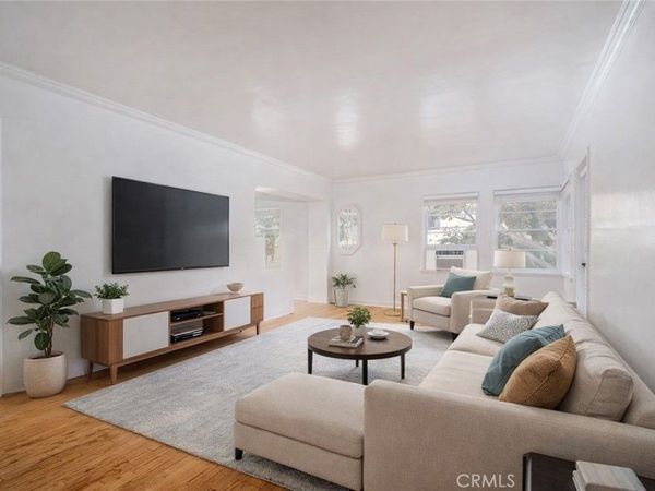 265 N Swall Drive, Beverly Hills, CA 90211