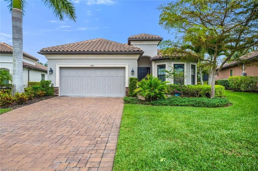 9622 Campanile Cir, Naples, FL 34114 Photo