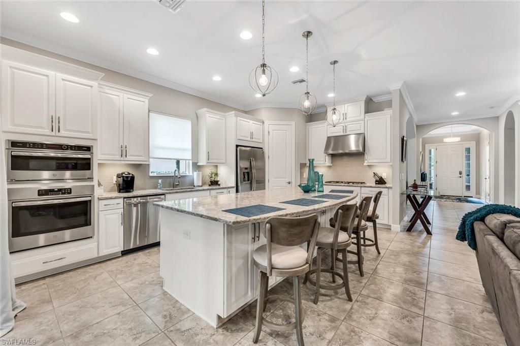 9622 Campanile Cir, Naples, FL 34114 Photo