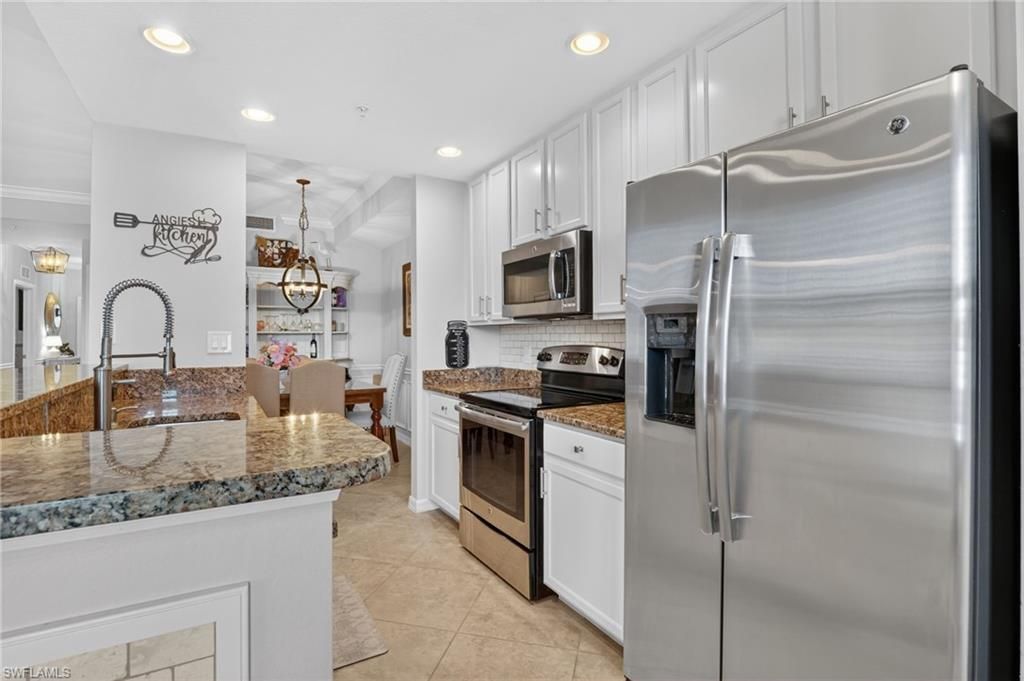 9513 Avellino Way, Unit 2014, Naples, FL 34113 Photo