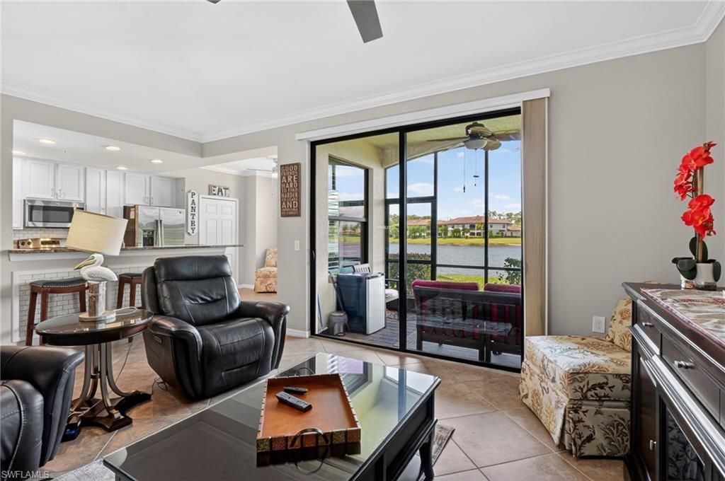 9513 Avellino Way, Unit 2014, Naples, FL 34113 Photo