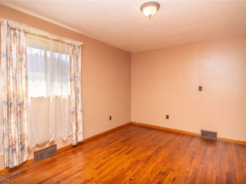 301 Alpine Drive, Toronto, OH 43964 Photo 25