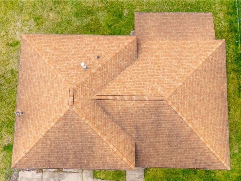 301 Alpine Drive, Toronto, OH 43964 Photo 5