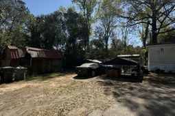 1901 Helm Avenue photo 4