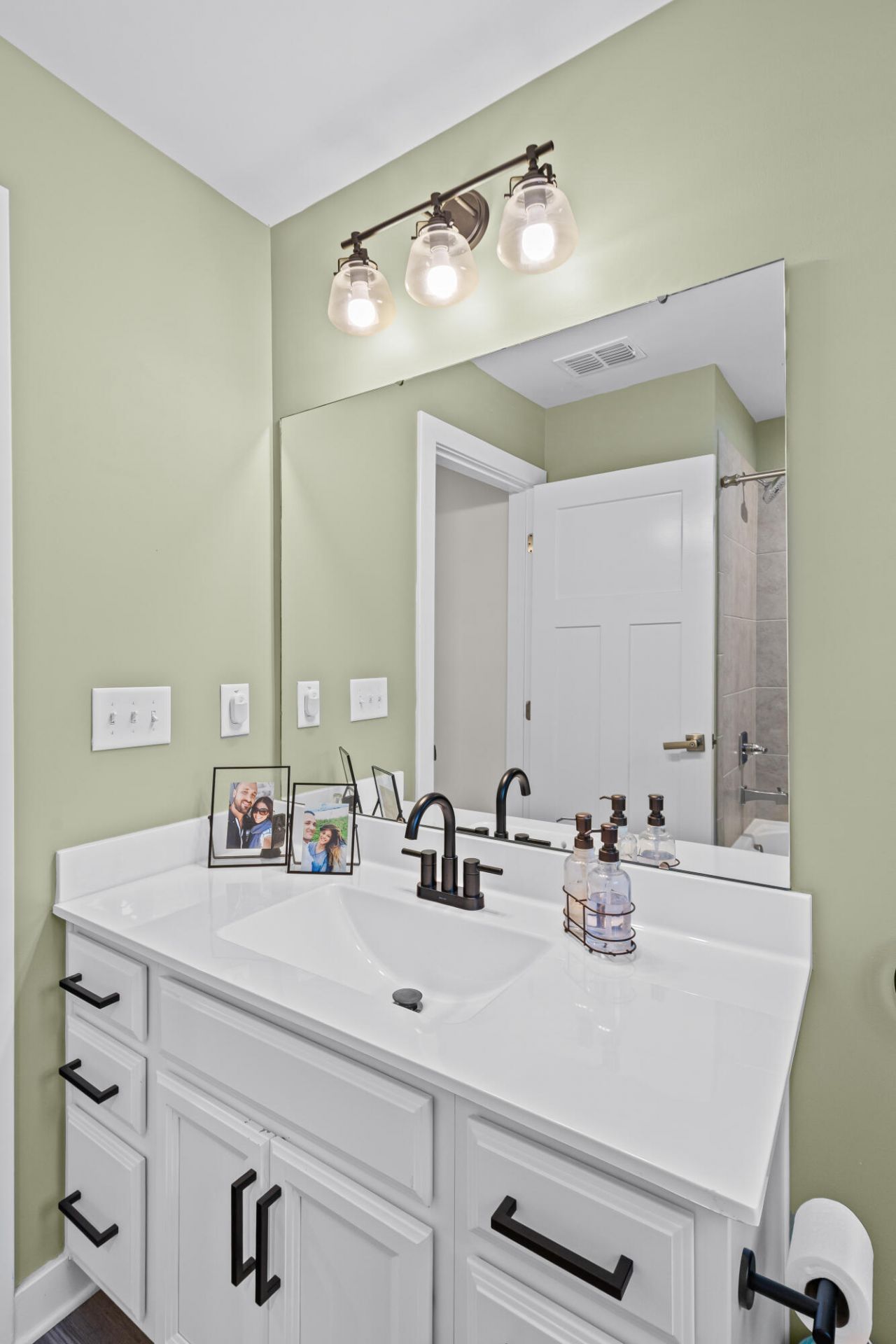 170 Country Oaks Lane Photo 26