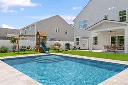 170 Country Oaks Lane photo 4