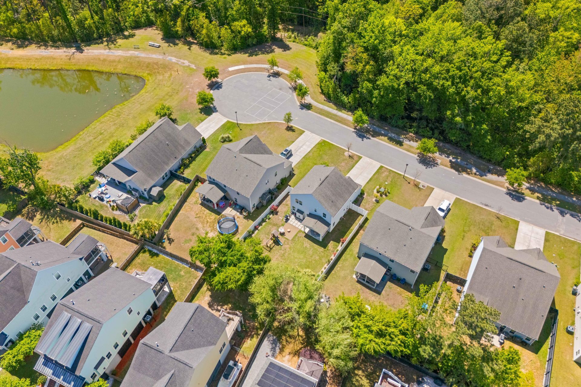 170 Country Oaks Lane Photo 4