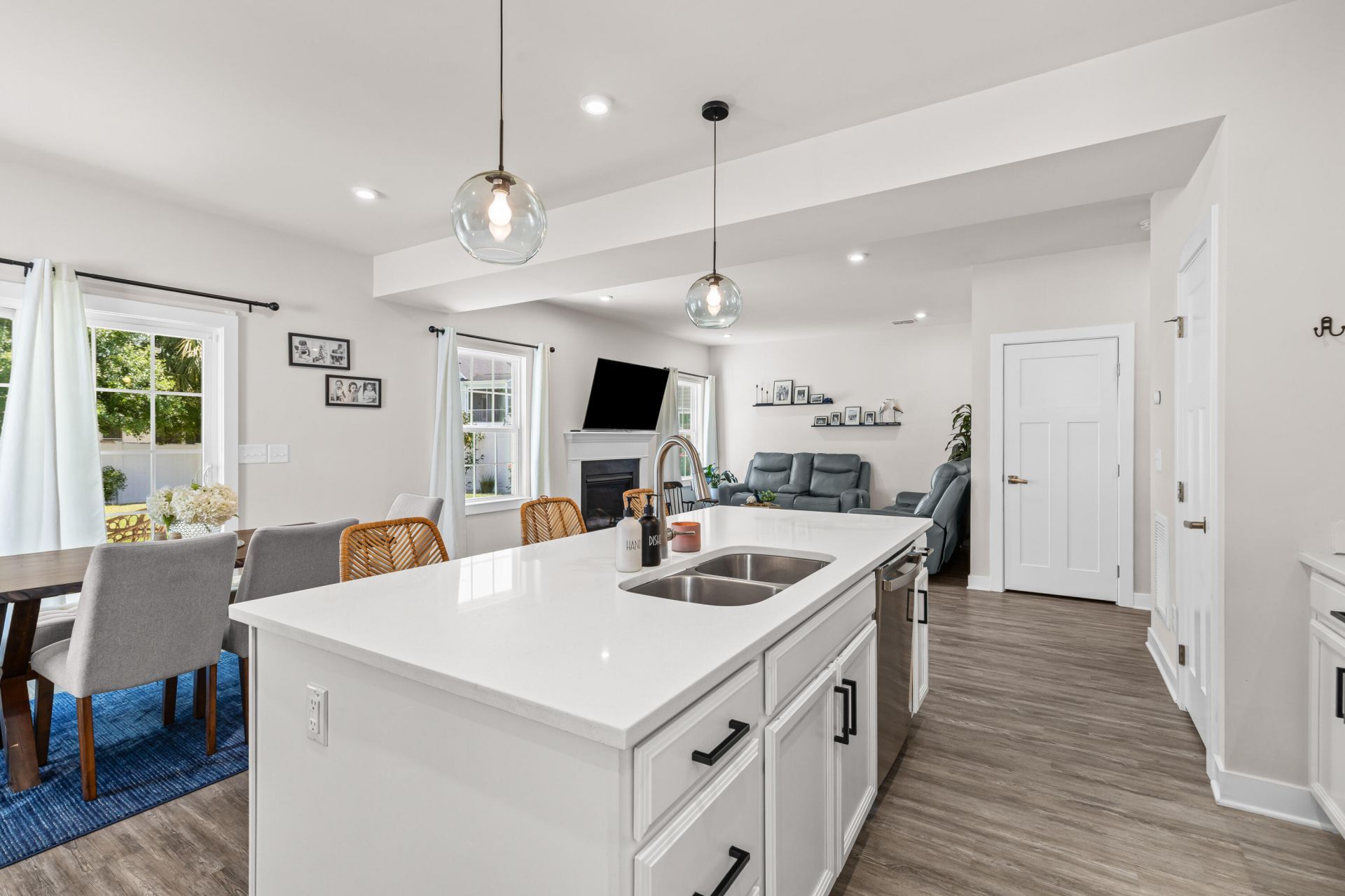 170 Country Oaks Lane Photo 8