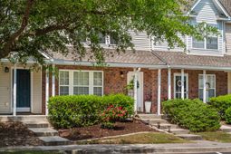 465 Doane Way photo 4