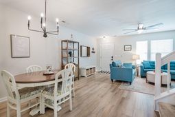 465 Doane Way photo 4