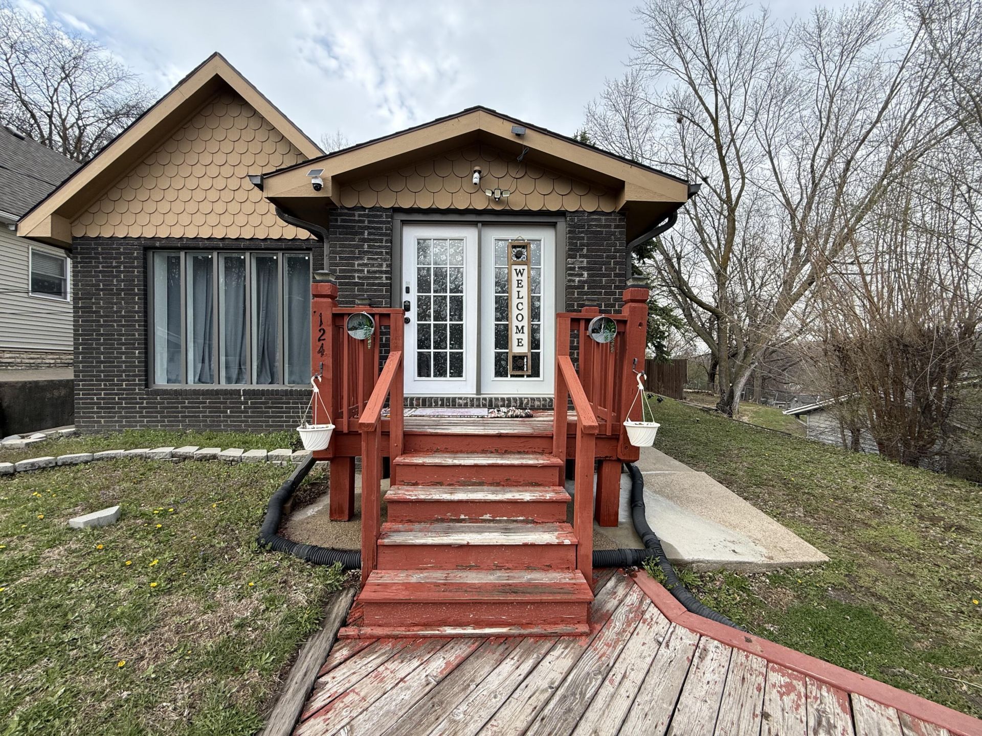 124 Hunter Avenue Avenue, Council Bluffs, IA 51503 Main Photo