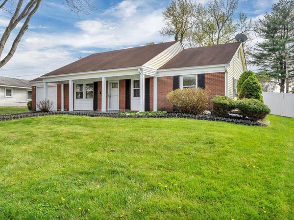 17 TOPEKA PASS, WILLINGBORO, NJ 08046