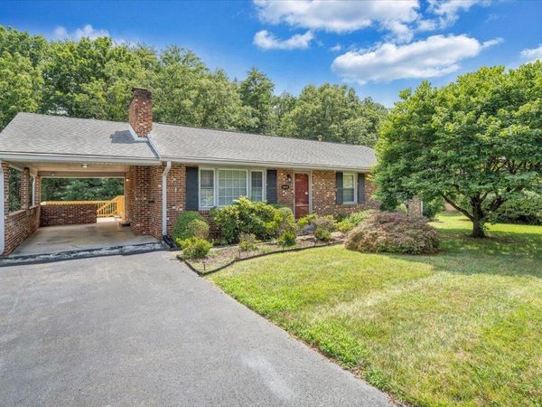 5032 Bruceton RD SW, Roanoke, VA 24018