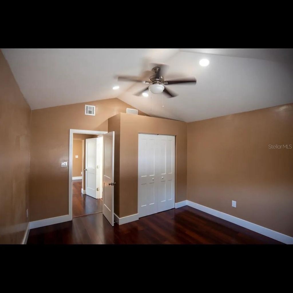 1329 34th Avenue N, Saint Petersburg, FL 33704 Photo