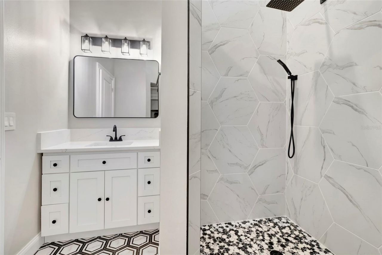 1215 Lakeshore Drive, Eustis, FL 32726 Photo