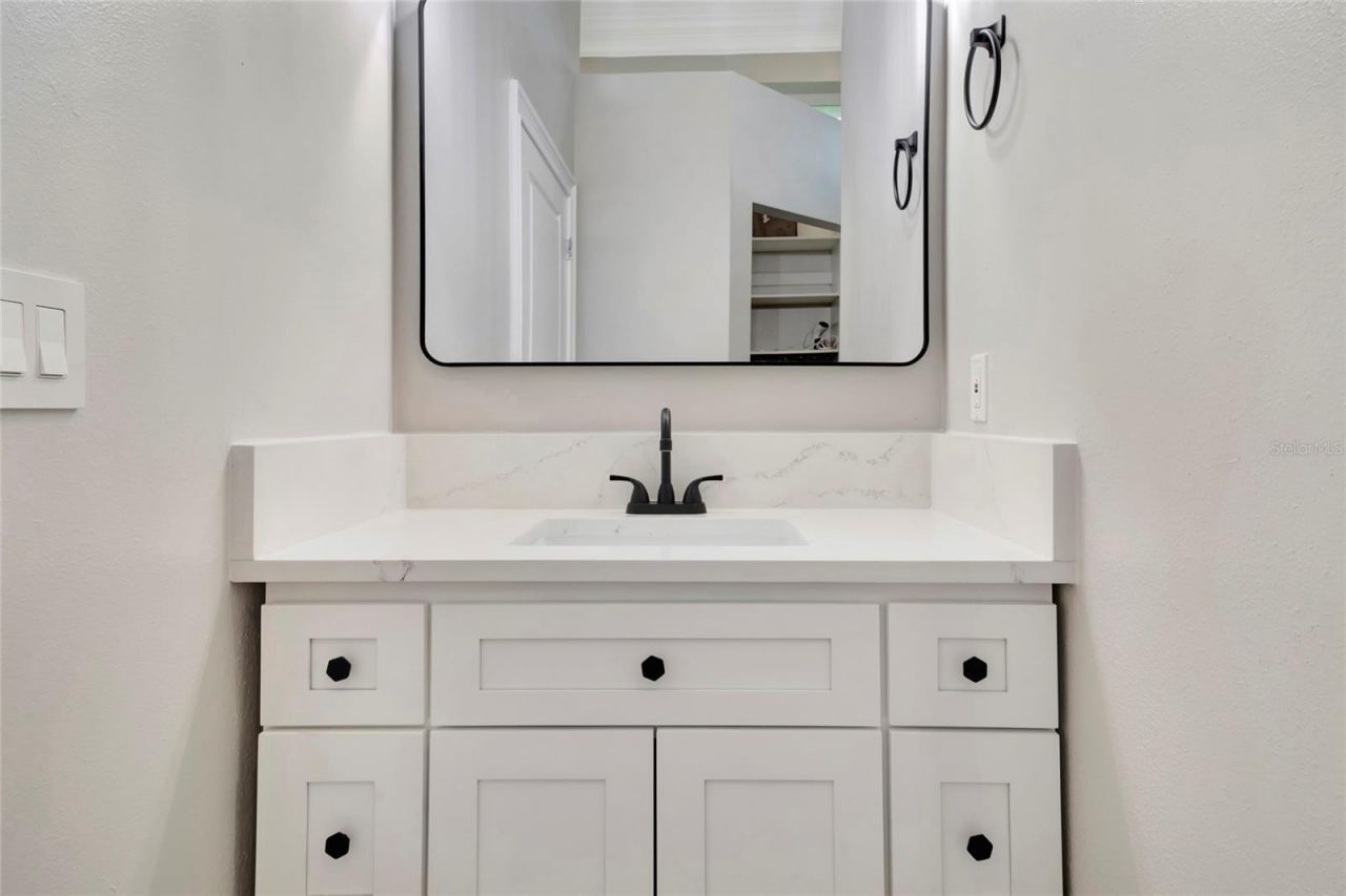 1215 Lakeshore Drive, Eustis, FL 32726 Photo