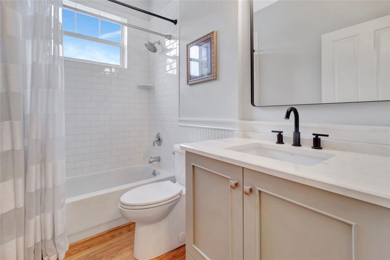 1215 Lakeshore Drive, Eustis, FL 32726 Photo