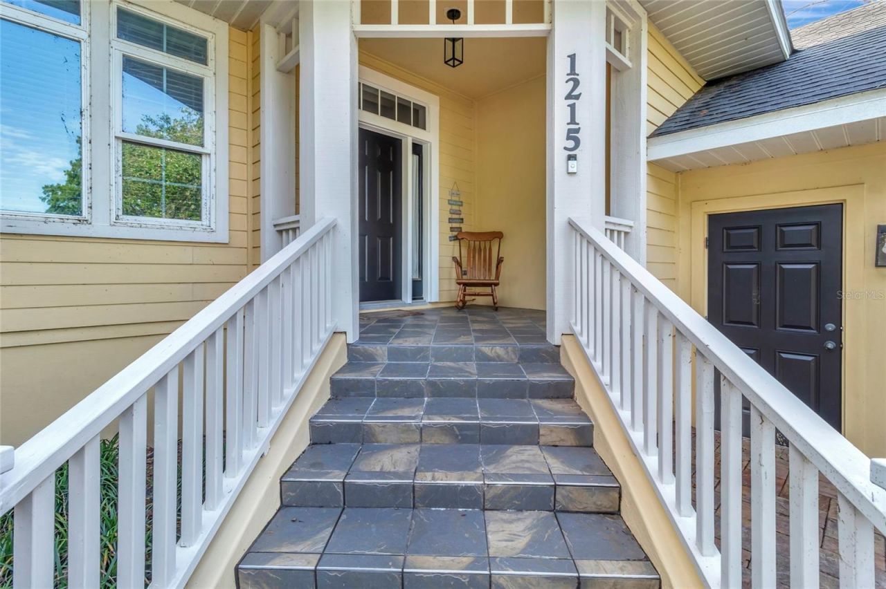 1215 Lakeshore Drive, Eustis, FL 32726 Photo