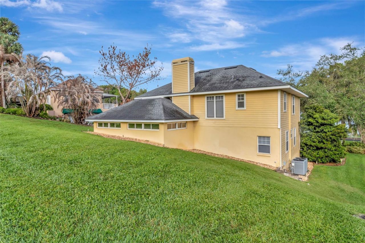 1215 Lakeshore Drive, Eustis, FL 32726 Photo