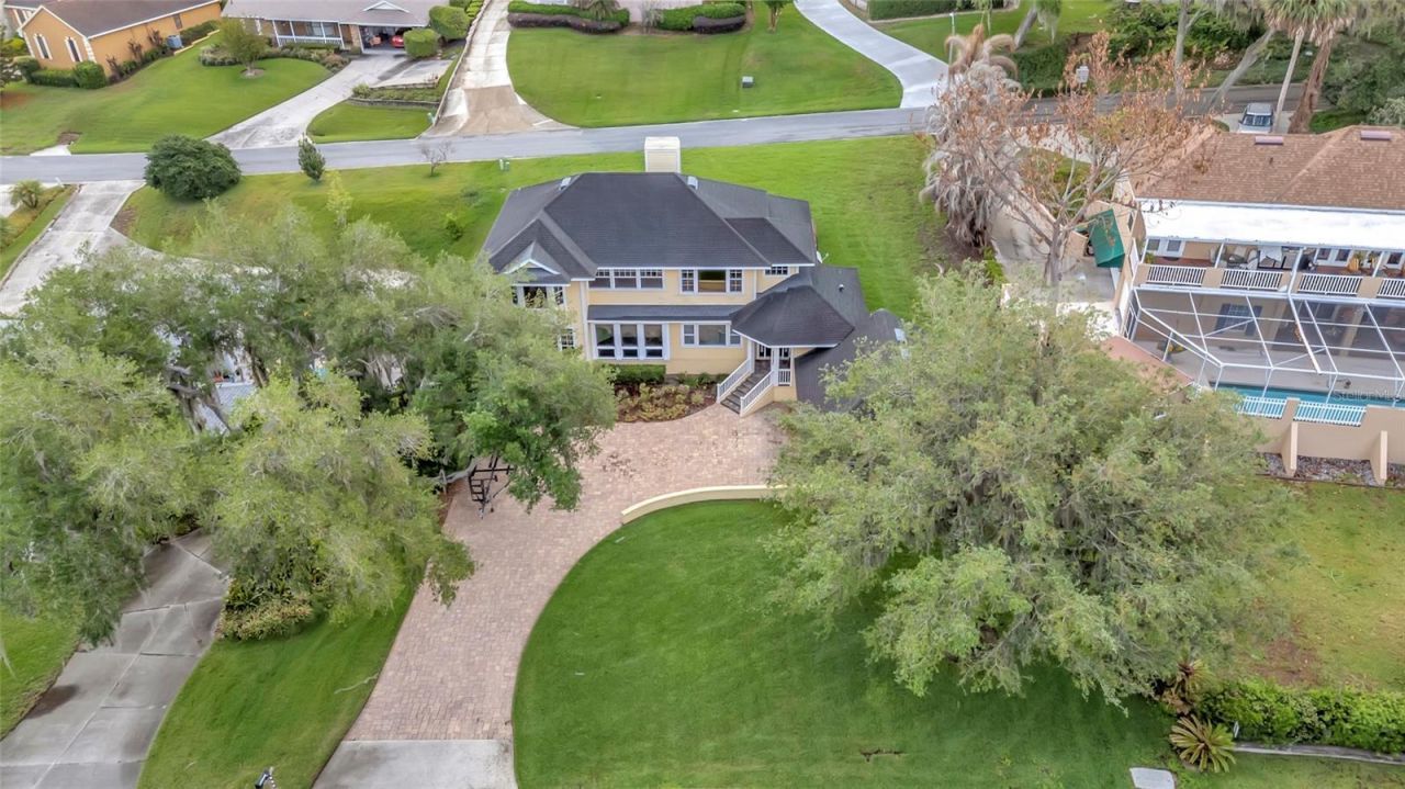 1215 Lakeshore Drive, Eustis, FL 32726 Photo