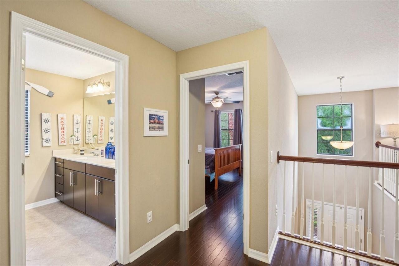 210 Dakota Hill Drive, Seffner, FL 33584 Photo