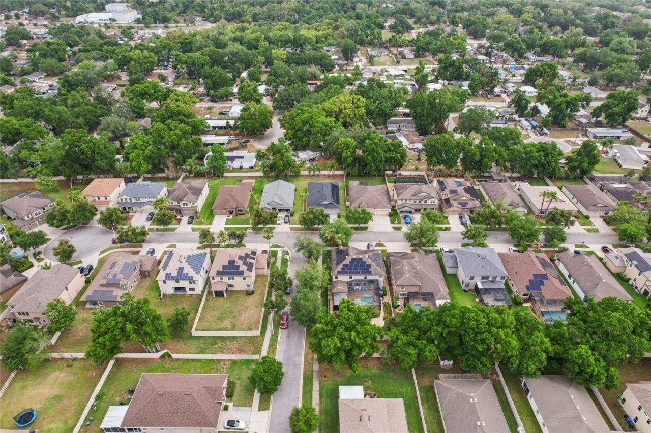 210 Dakota Hill Drive, Seffner, FL 33584 Photo