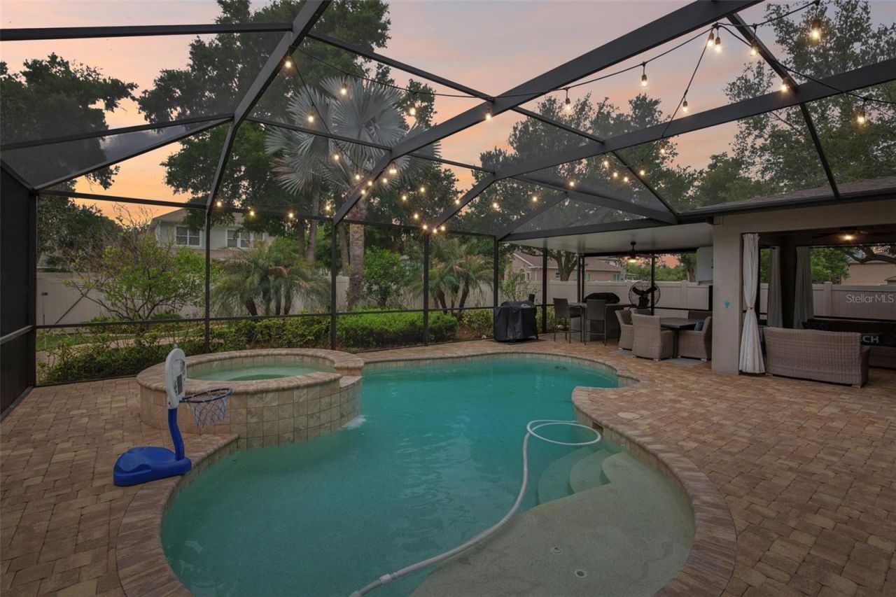 210 Dakota Hill Drive, Seffner, FL 33584 Photo