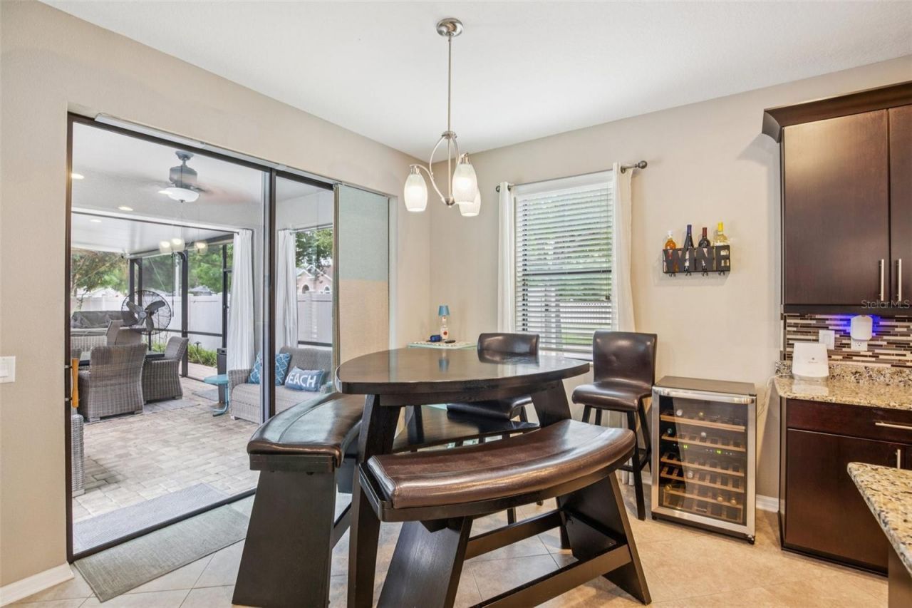 210 Dakota Hill Drive, Seffner, FL 33584 Photo