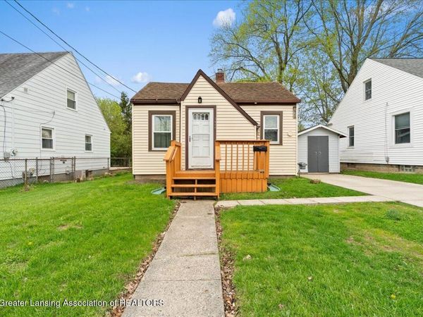 3540 Jewell Avenue, Lansing, MI 48910